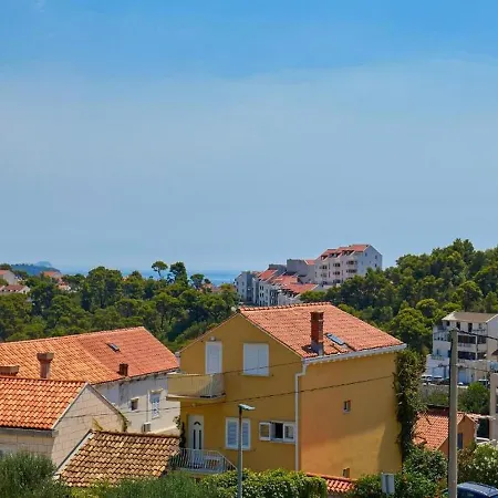 Διαμέρισμα Palm Tree