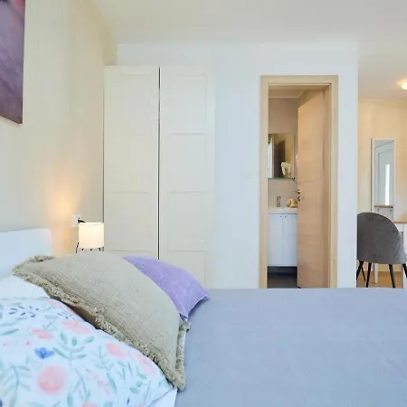 Διαμέρισμα Palm Tree